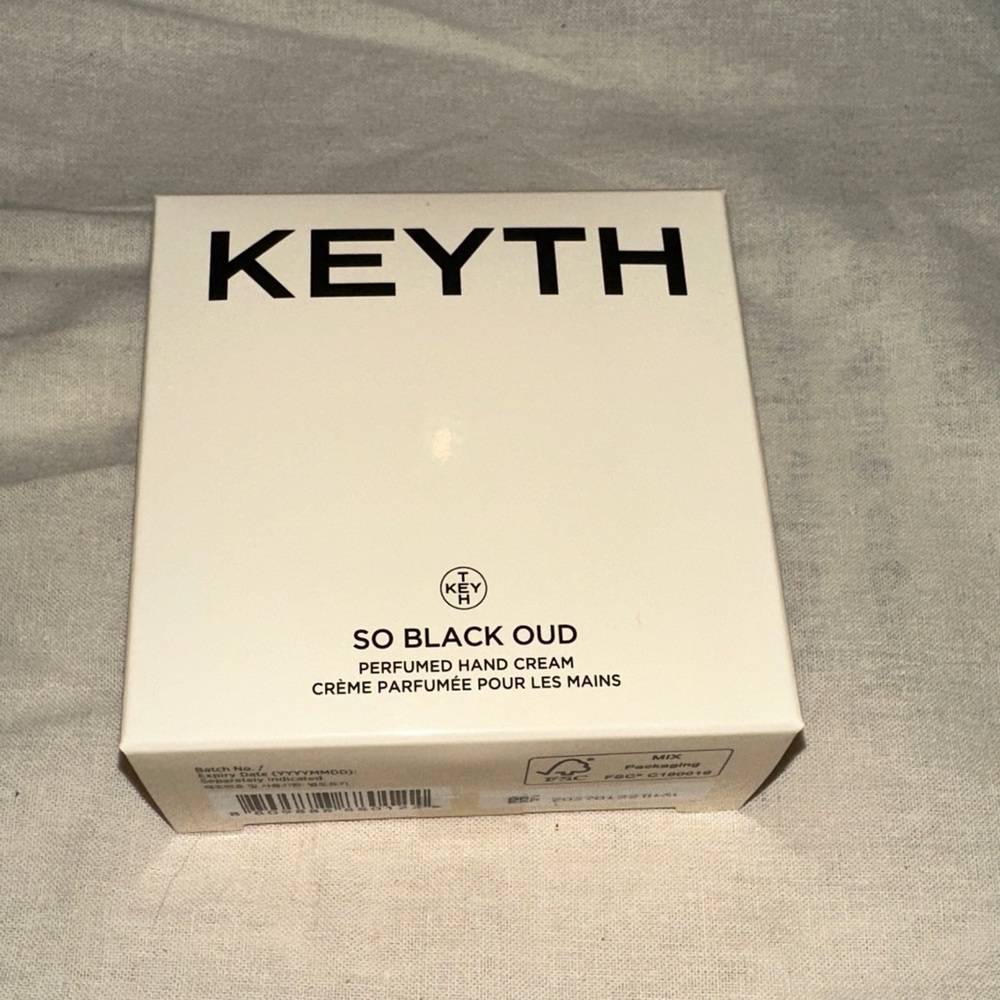 So Black Oud Perfumed Hand Cream - NIB